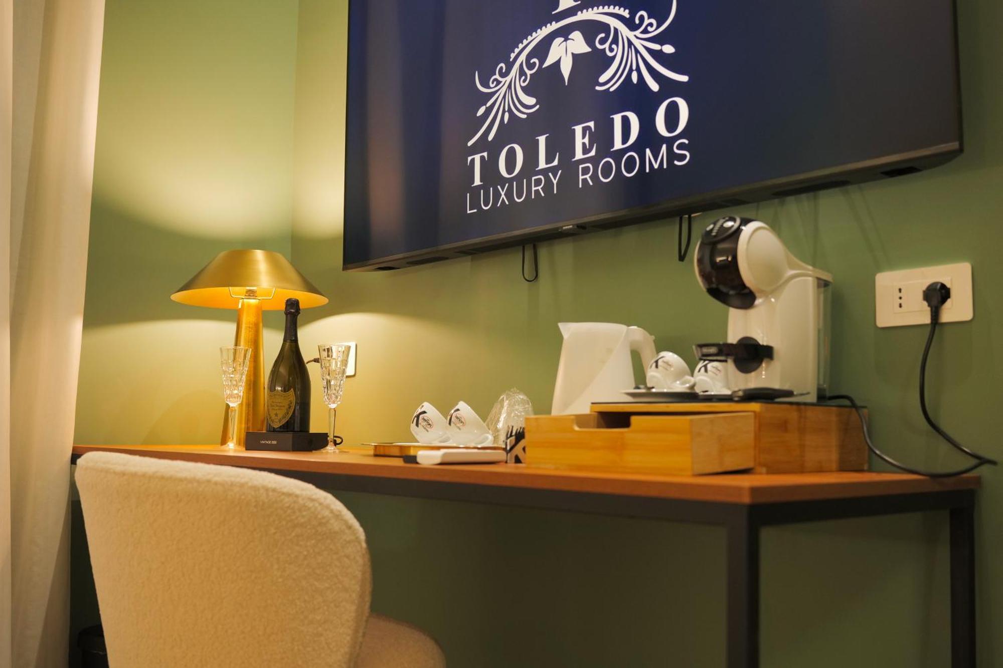 Toledo Luxury Rooms - Lr Collection Νάπολη Εξωτερικό φωτογραφία