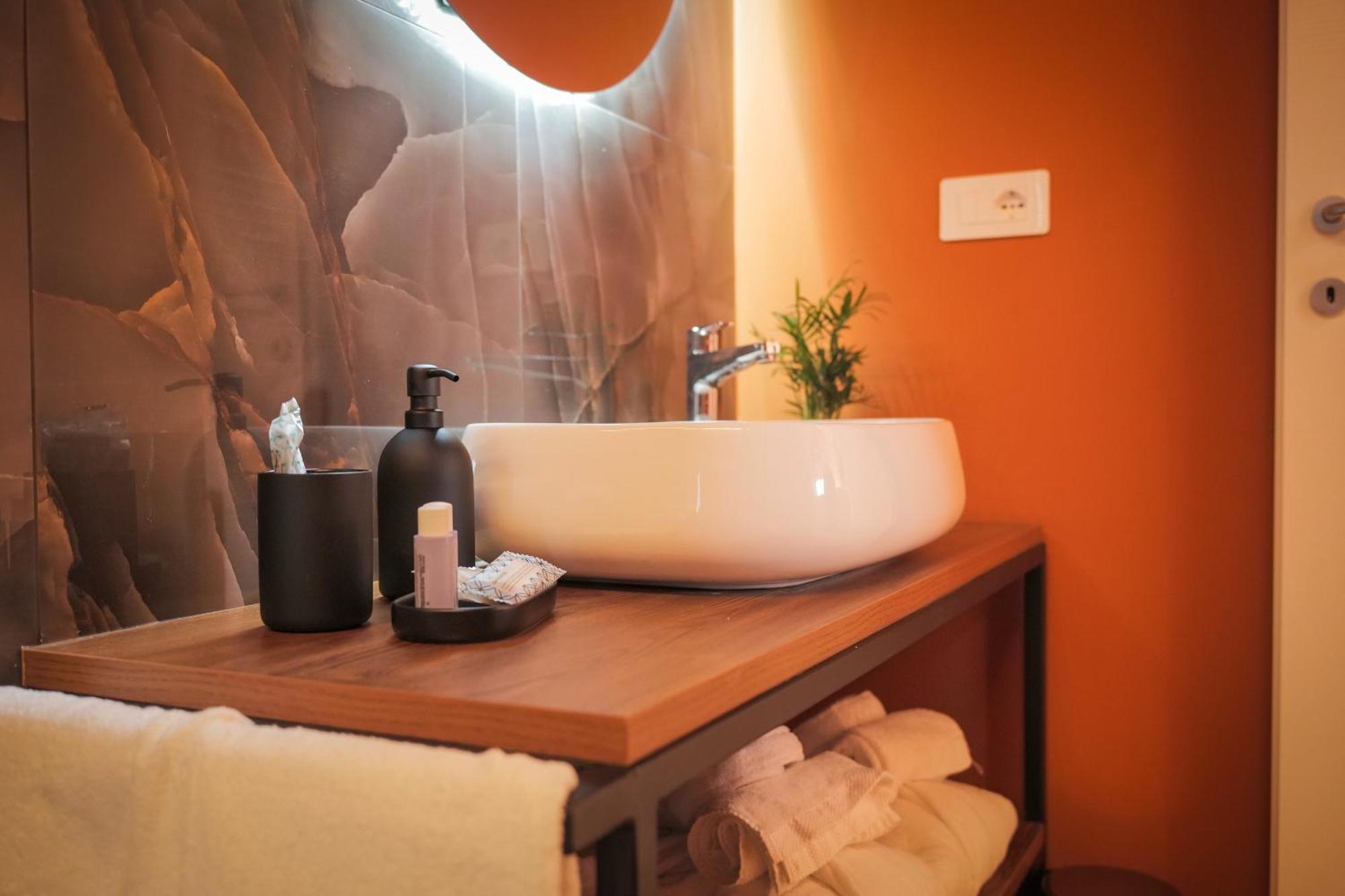 Toledo Luxury Rooms - Lr Collection Νάπολη Εξωτερικό φωτογραφία
