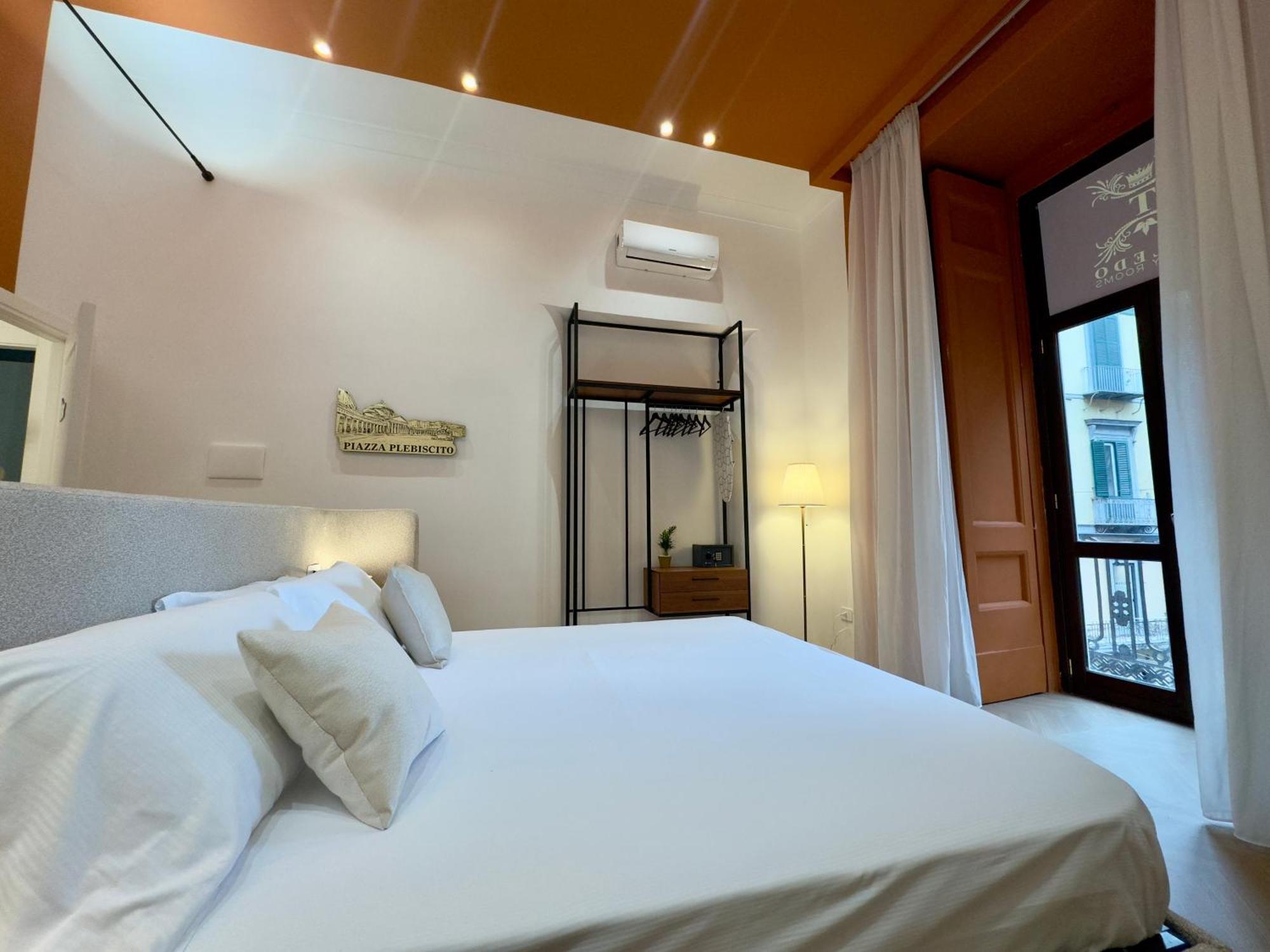 Toledo Luxury Rooms - Lr Collection Νάπολη Εξωτερικό φωτογραφία