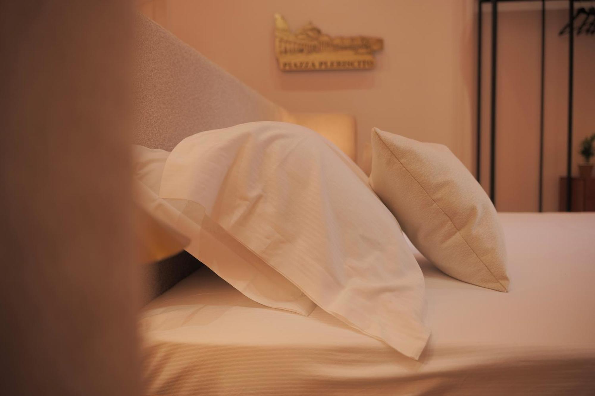 Toledo Luxury Rooms - Lr Collection Νάπολη Εξωτερικό φωτογραφία
