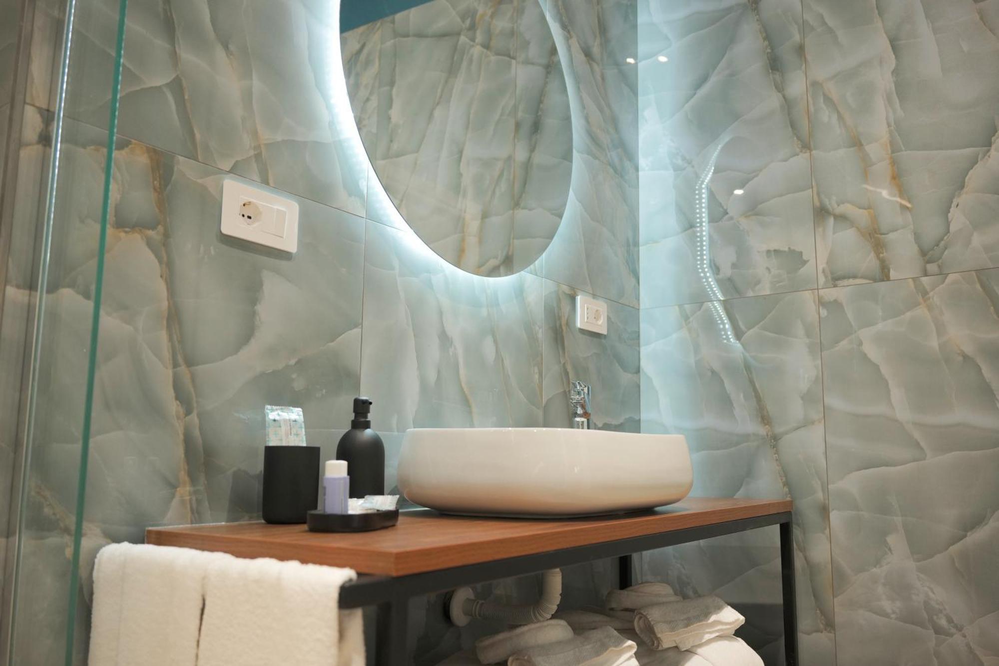 Toledo Luxury Rooms - Lr Collection Νάπολη Εξωτερικό φωτογραφία