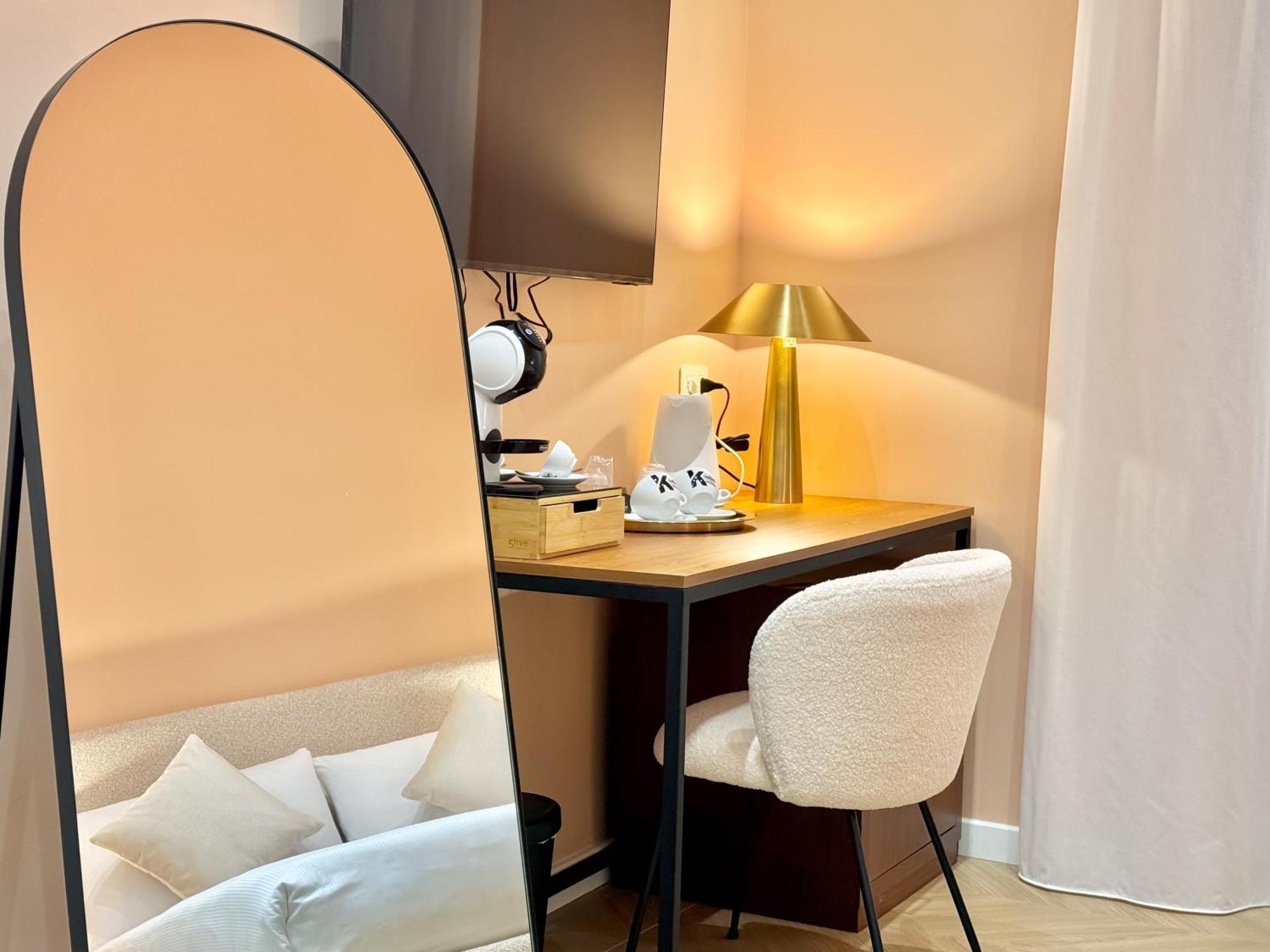 Toledo Luxury Rooms - Lr Collection Νάπολη Εξωτερικό φωτογραφία