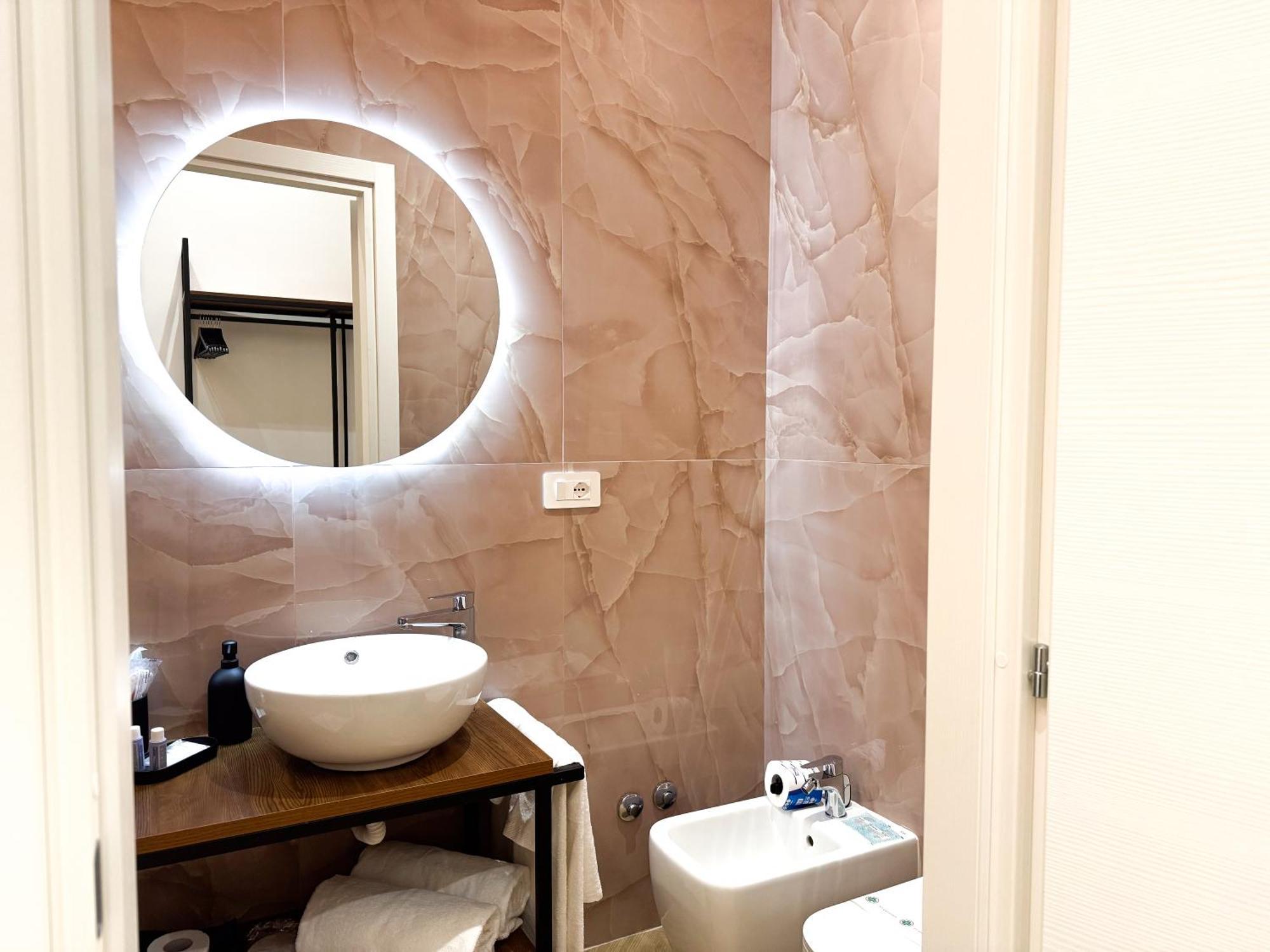Toledo Luxury Rooms - Lr Collection Νάπολη Εξωτερικό φωτογραφία