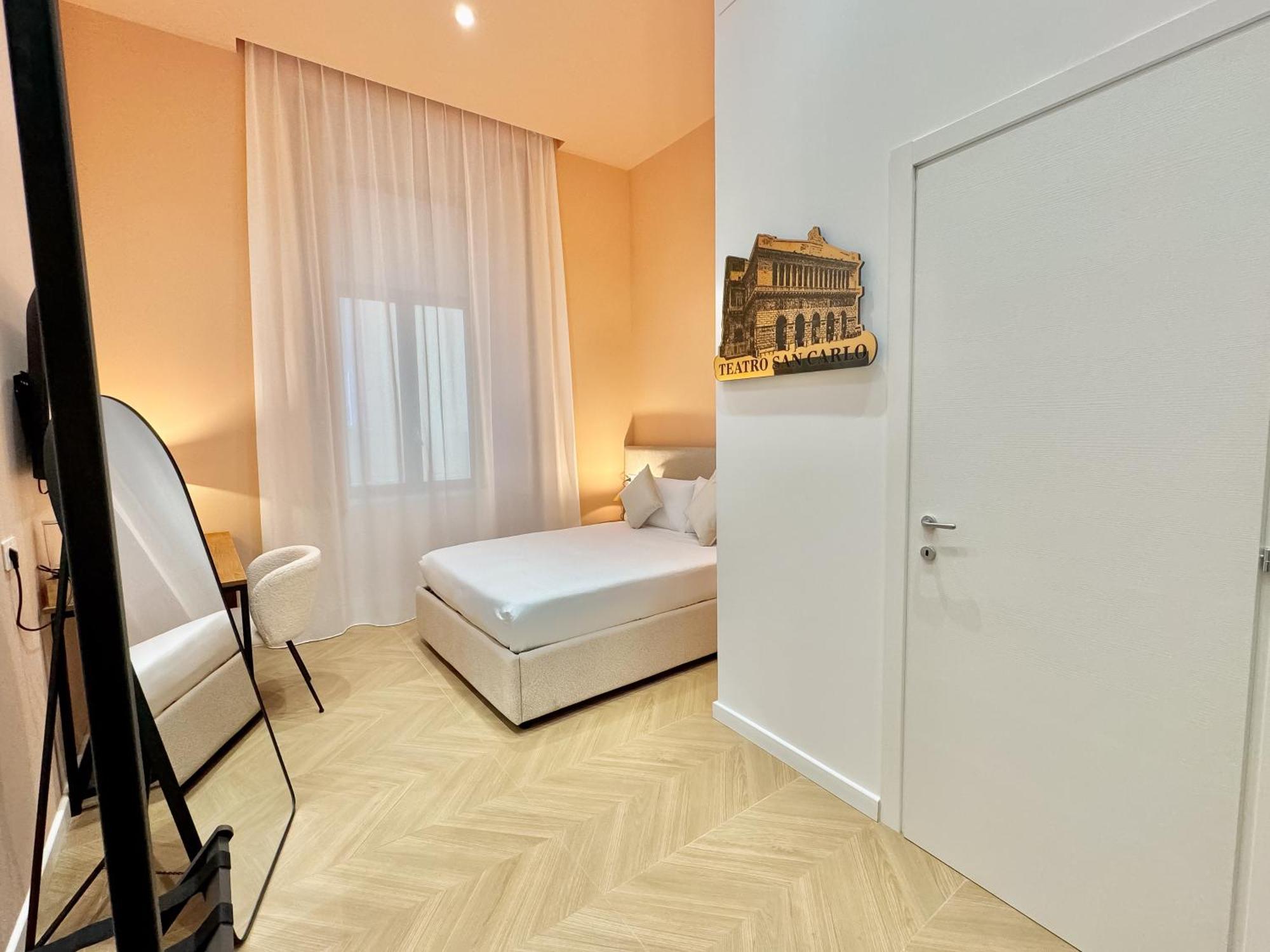 Toledo Luxury Rooms - Lr Collection Νάπολη Εξωτερικό φωτογραφία