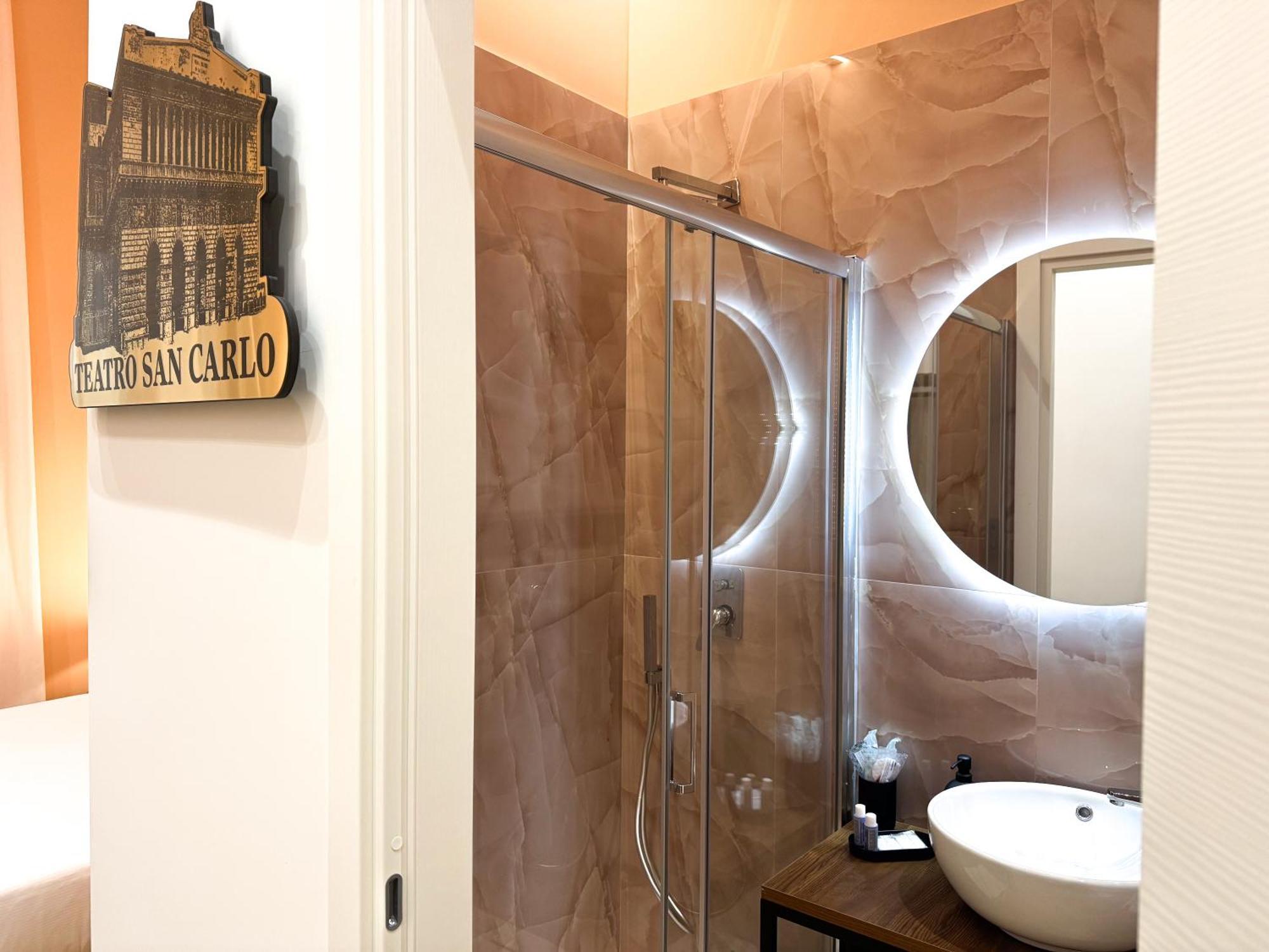 Toledo Luxury Rooms - Lr Collection Νάπολη Εξωτερικό φωτογραφία